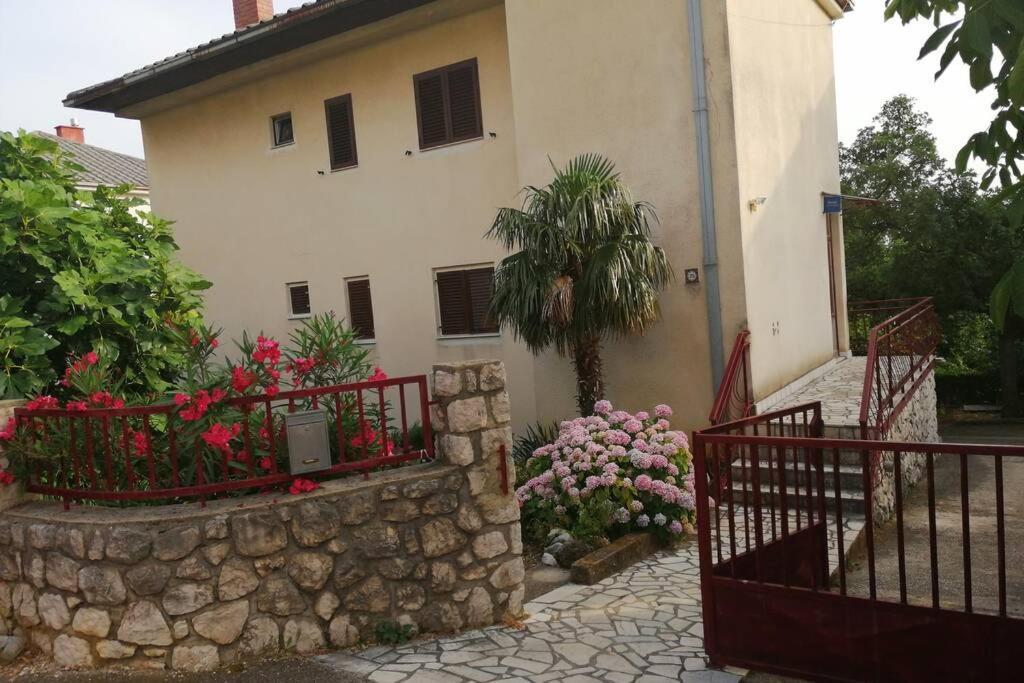Spacious 2-Room Apartment With Beautiful Sea View Crikvenica Zewnętrze zdjęcie