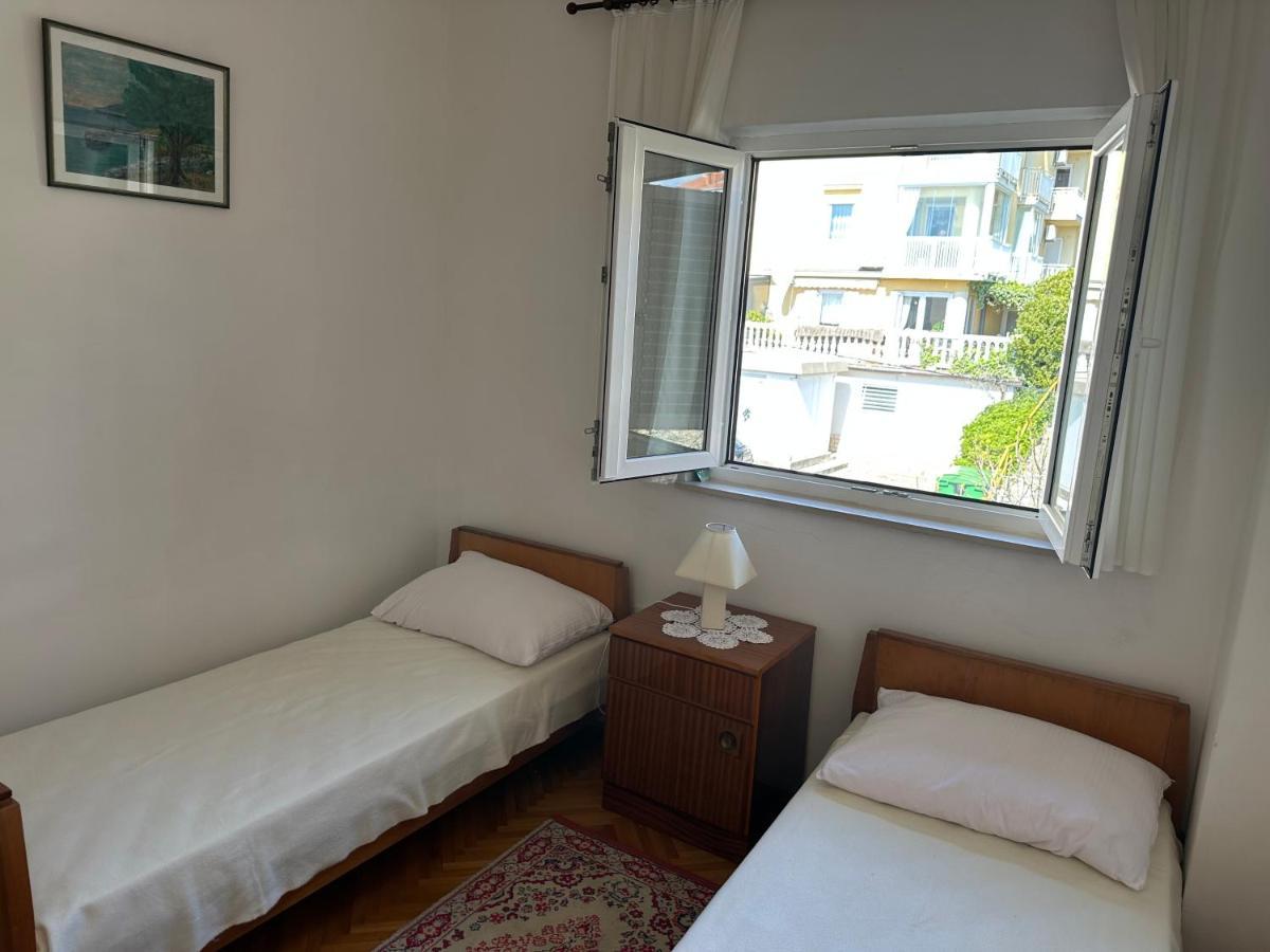Spacious 2-Room Apartment With Beautiful Sea View Crikvenica Zewnętrze zdjęcie